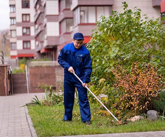 Уборка территории в Воркуте и  Республике Коми